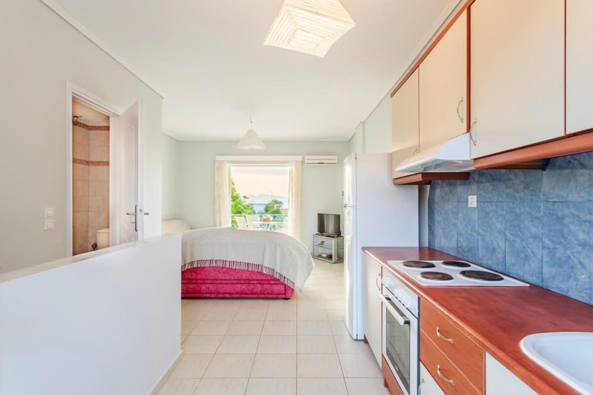Villa Seaview Terrace Haven-Perfect Location By The Sea Kalamata Exterior foto