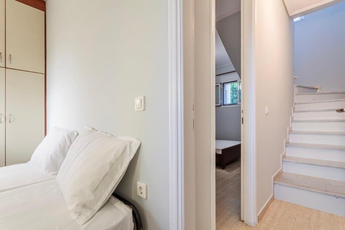 Villa Seaview Terrace Haven-Perfect Location By The Sea Kalamata Exterior foto