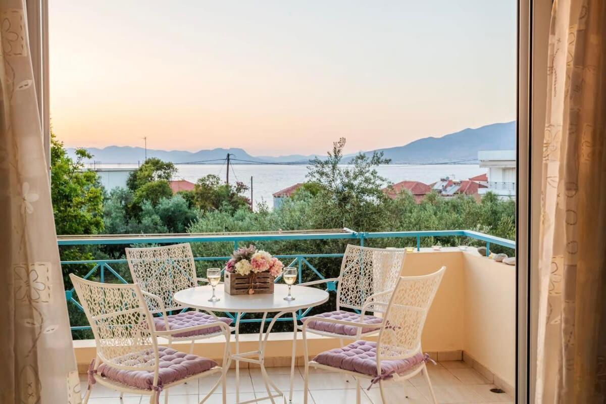 Villa Seaview Terrace Haven-Perfect Location By The Sea Kalamata Exterior foto